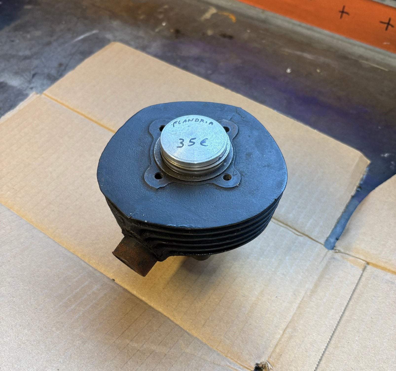 NOS cilinder en piston voor flandria automaat, Ophalen, Nieuw, Cilinder