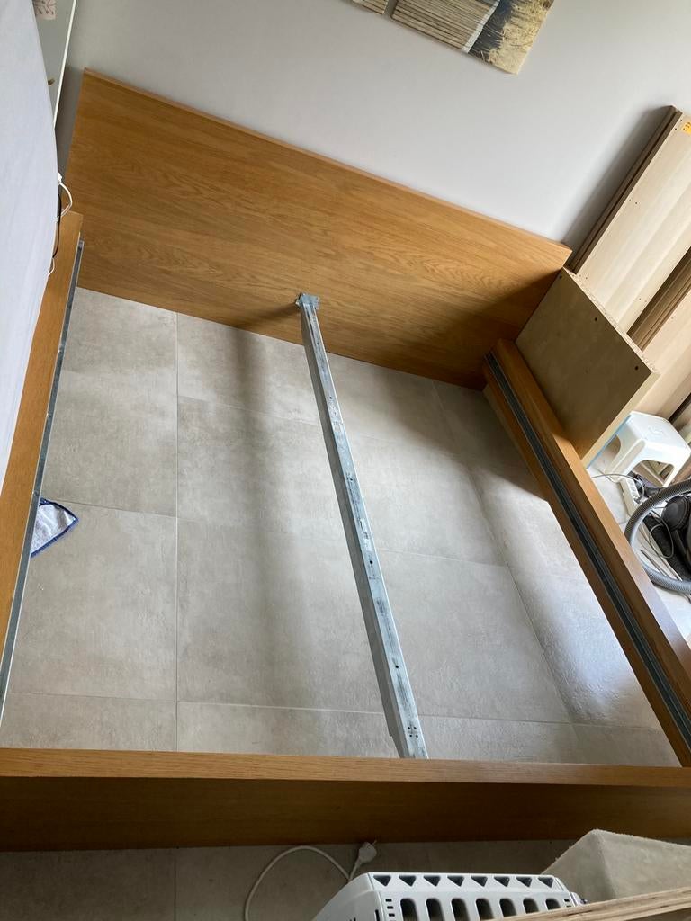Gratis ikea Malm bed warm bruin 180x200, Huis en Inrichting, Ophalen, Gebruikt, Tweepersoons