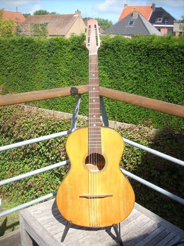 Beuscher   50's  gypsy gitaar, Muziek en Instrumenten, Ophalen