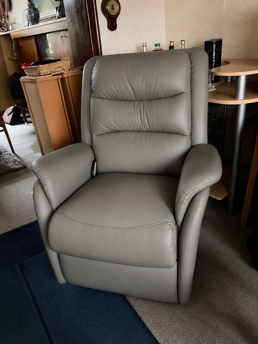 Beau fauteuil inclinable confortable à vendre, Maison & Meubles, Fauteuils, Enlèvement