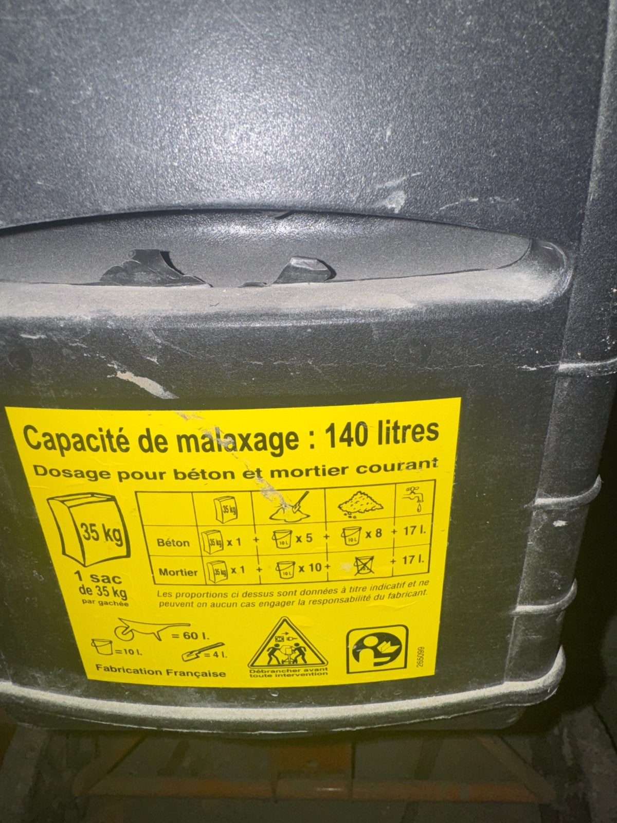 BÉTONNIÈRE BETOMIX BX 181 – 140 L DE MALAXAGE, Enlèvement, Comme neuf