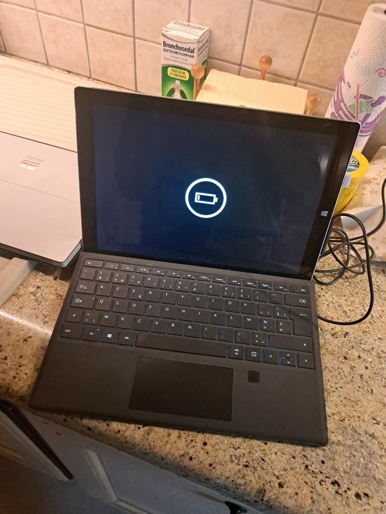 Surface pro 4 defect voor onderdelen,, Computers en Software, Ophalen
