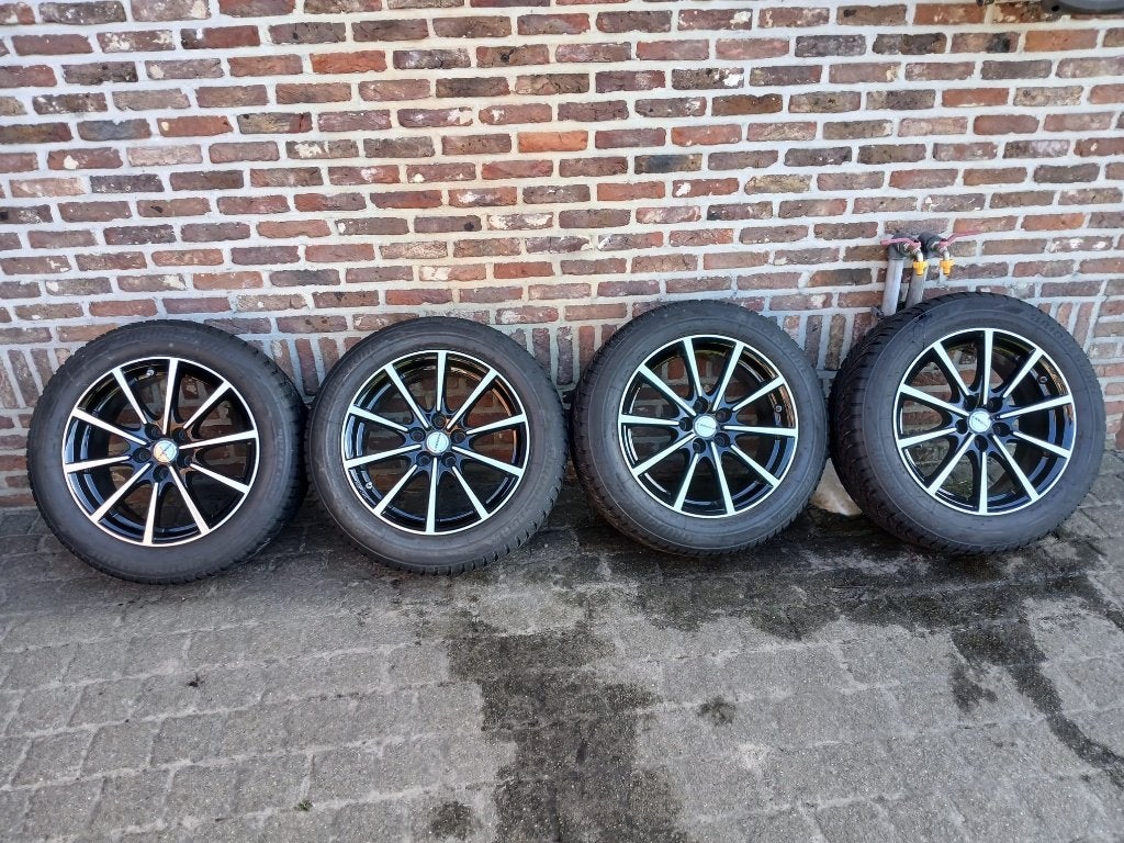 Borbet gma alu velgenset met winterbanden (nieuwstaat)., Autos : Pièces & Accessoires, Pneus et Jantes, Pneus hiver, Véhicule de tourisme