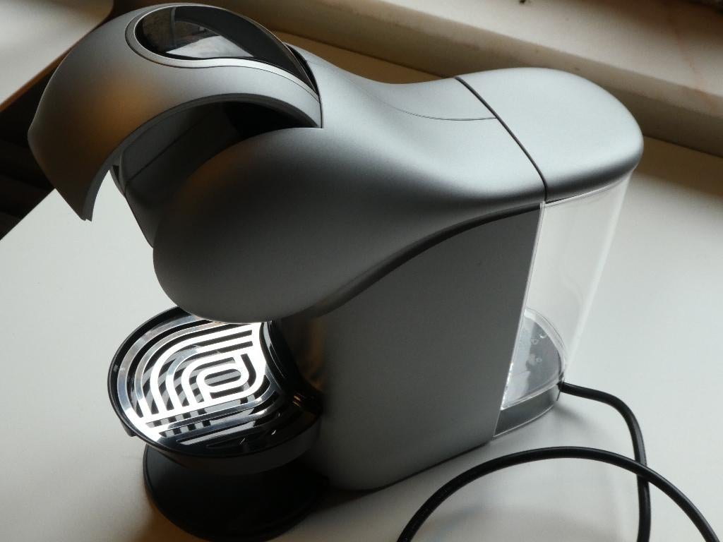Krups Genio S Touch Dolce Gusto gar. 05/02/28, Machine à espresso, Réservoir d'eau amovible, Enlèvement ou Envoi, Comme neuf