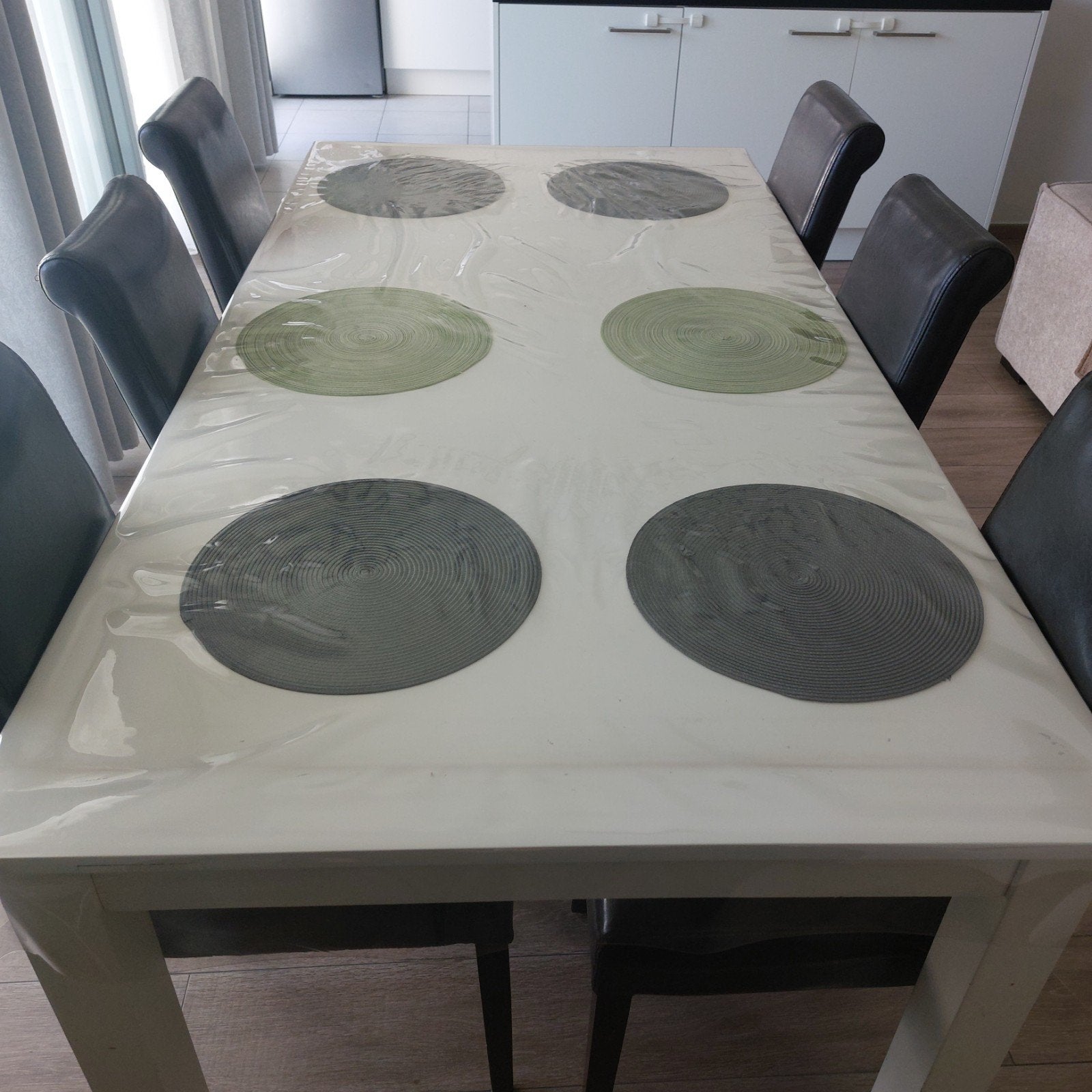 table a manger, Enlèvement ou Envoi