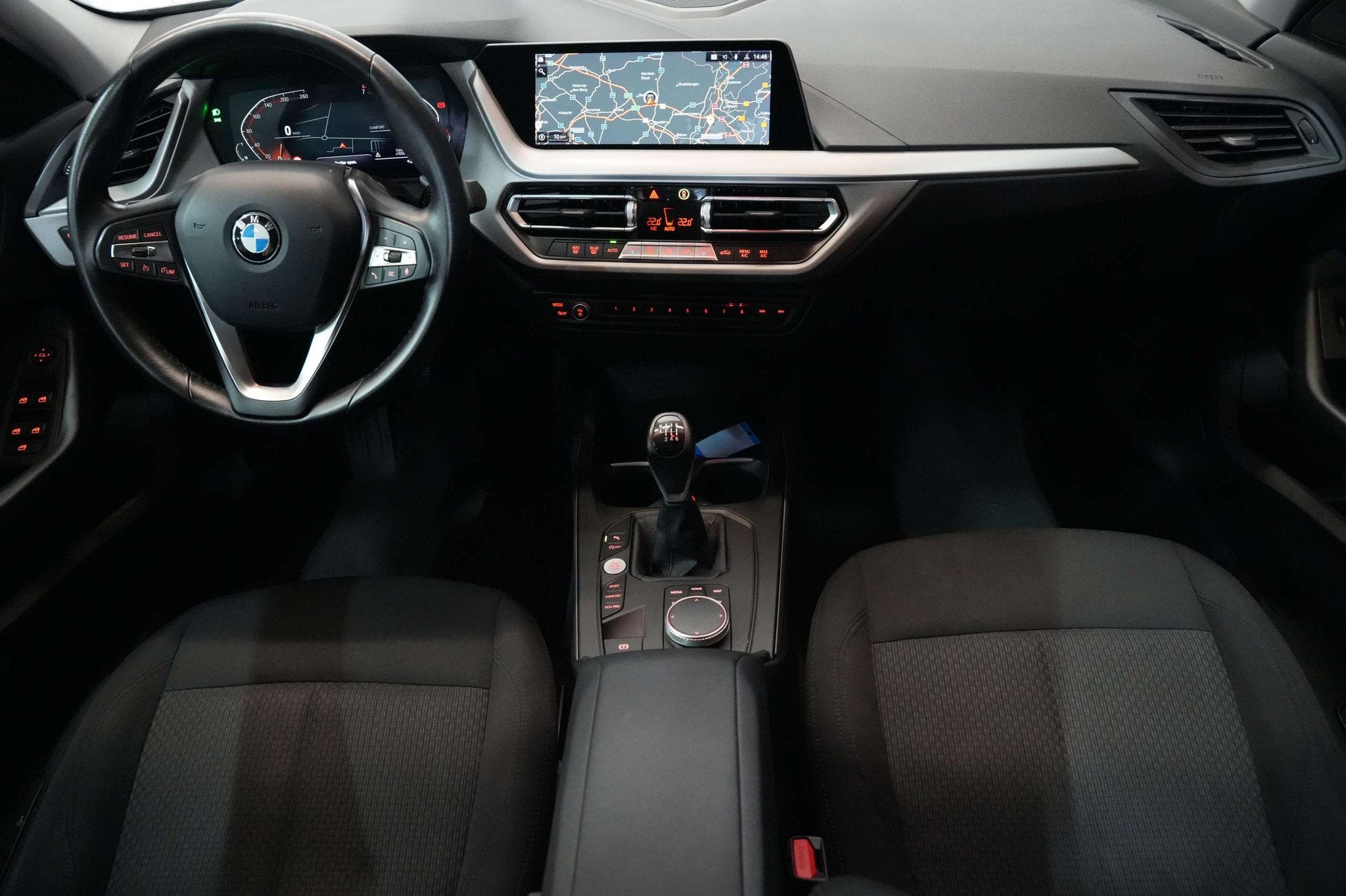 BMW 116 i Benzine Garantie EURO 6d, https://public.car-pass.be/vhr/8b070d82-f4f9-4dfa-85f0-ca2711e886dd, Gebruikt, Bi-Xenon koplampen