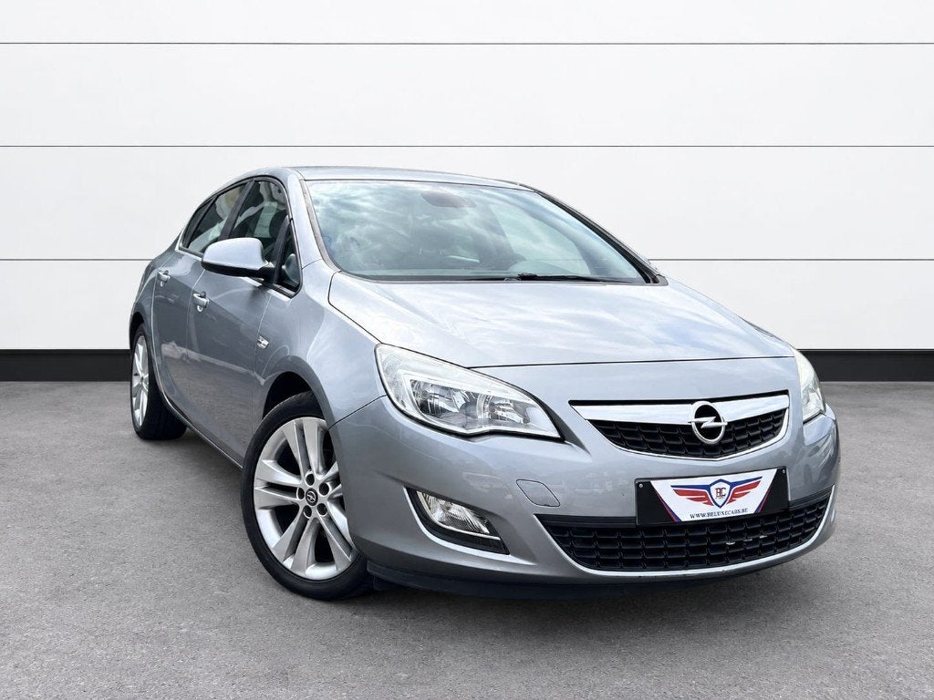 OPEL ASTRA J 1.6I*CLIM*REG-VTS*VITRE-ELECTRIQUE*AUX*JANTE-17, Autos, 1250 kg, 680 kg, Entreprise, Cruise Control
