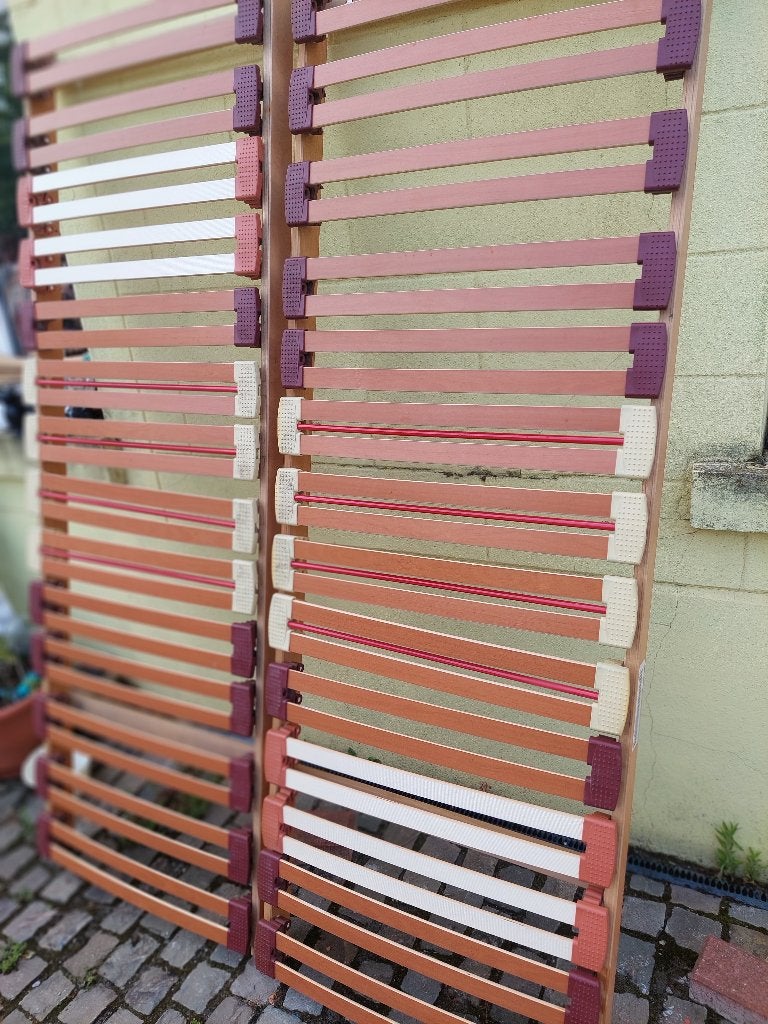 Prix 45 euro /Sommier pour lit DOUBLE 140cm  (70CMx2)trè b, Maison & Meubles, Accessoires pour la Maison | Poubelles, Enlèvement