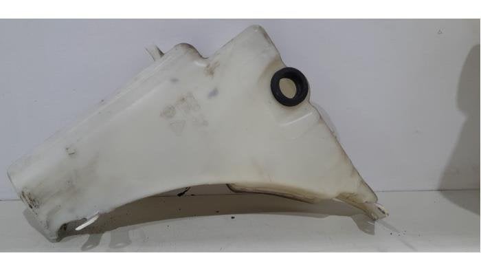 Ruitensproeiertank voor van een Audi A4, Gebruikt, -, -, -