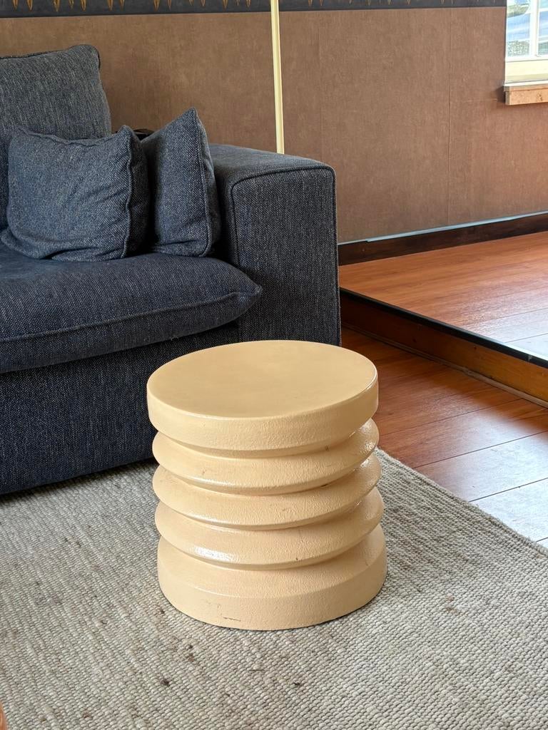 HK living stonewear cream bijzettafel, Ophalen, Zo goed als nieuw