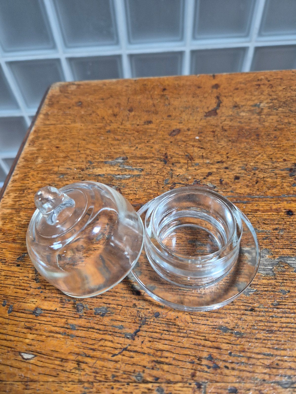 Beurrier, Enlèvement ou Envoi, Verre