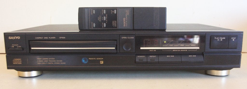Sanyo CP830 CD-Speler Met Afstandsbediening / Made In Japan, Audio, Tv en Foto, Ophalen of Verzenden, Zo goed als nieuw