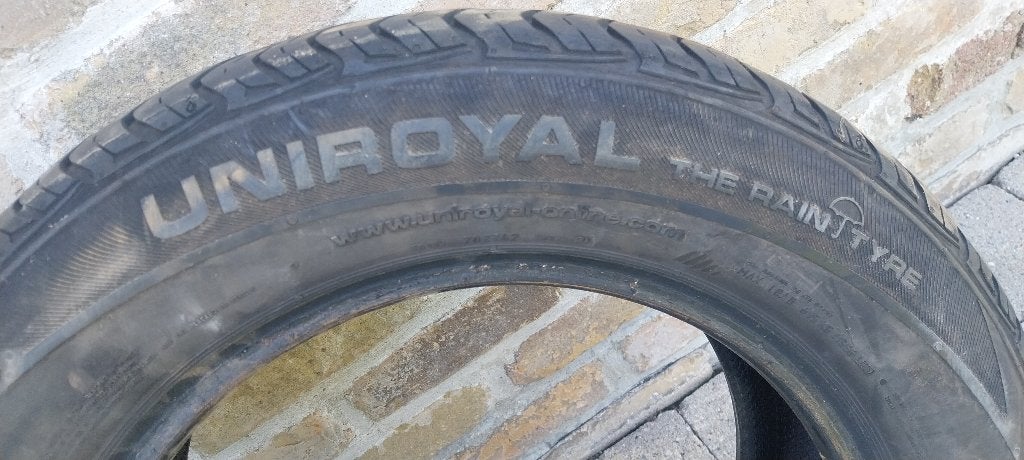 uniroyal band 195/65R 15H, Auto-onderdelen, Banden en Velgen, Ophalen, Gebruikt, 15 inch, All Season