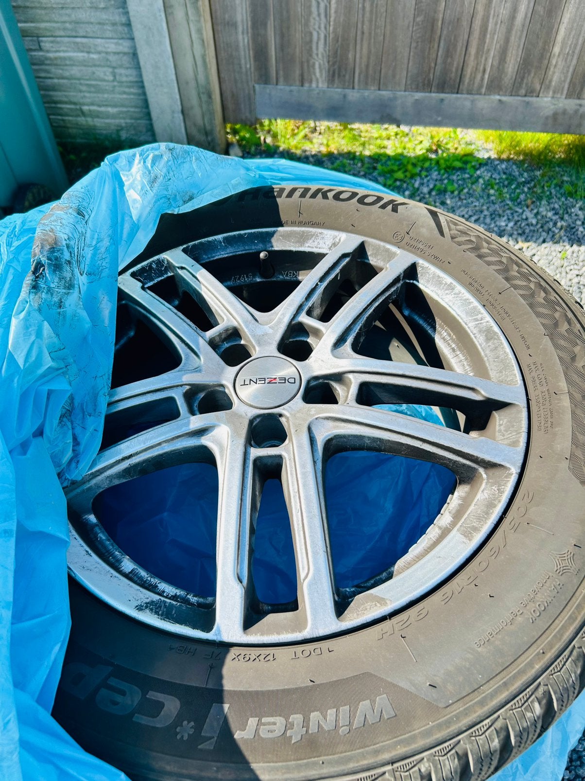 4 winterbanden op velg (Skoda), Auto-onderdelen, Ophalen, Winterbanden, Velg(en)