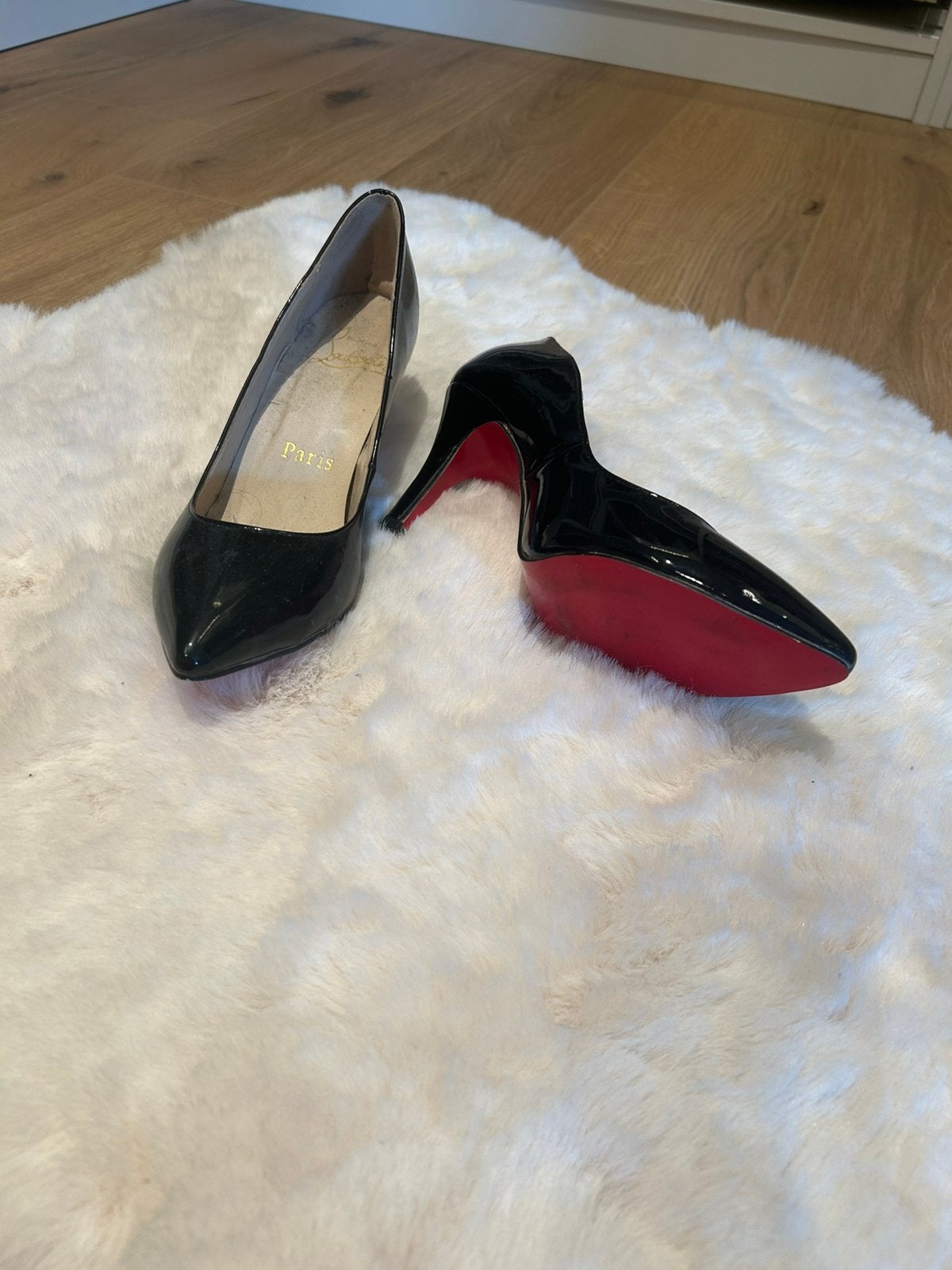 louboutin dames, Enlèvement, Utilisé