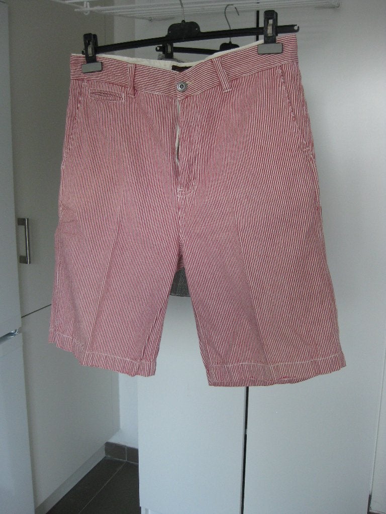 Woolrich Short Rood gestreept  Maat 34, Vêtements | Hommes, Pantalons, Enlèvement ou Envoi, Porté, Taille 48/50 (M), Rouge