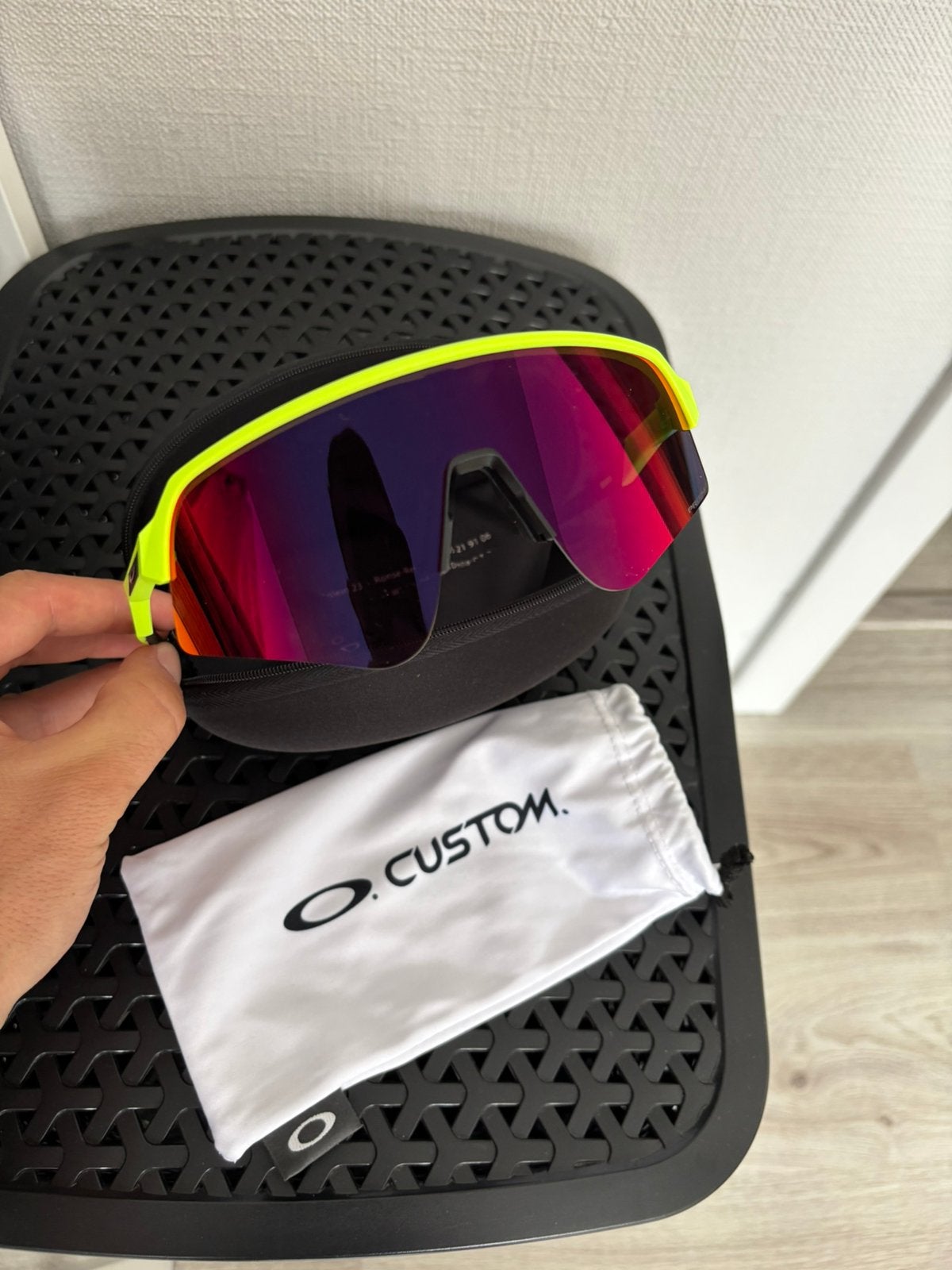 Origineel Oakley Custom Sutro Lite / Fluo Geel / 1x Gedragen, Ophalen, Zonnebril, Geel, Nieuw