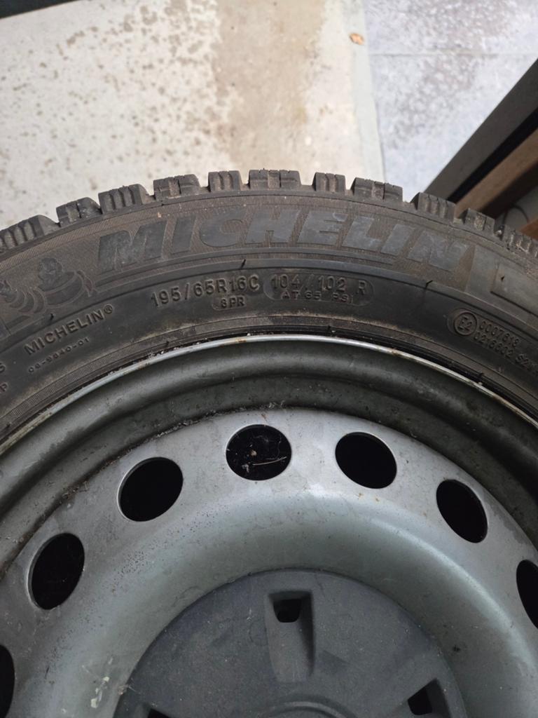 4 seizoensbanden michelin voor mercedes vito 195/65/r16c, Auto-onderdelen, Ophalen, Band(en)