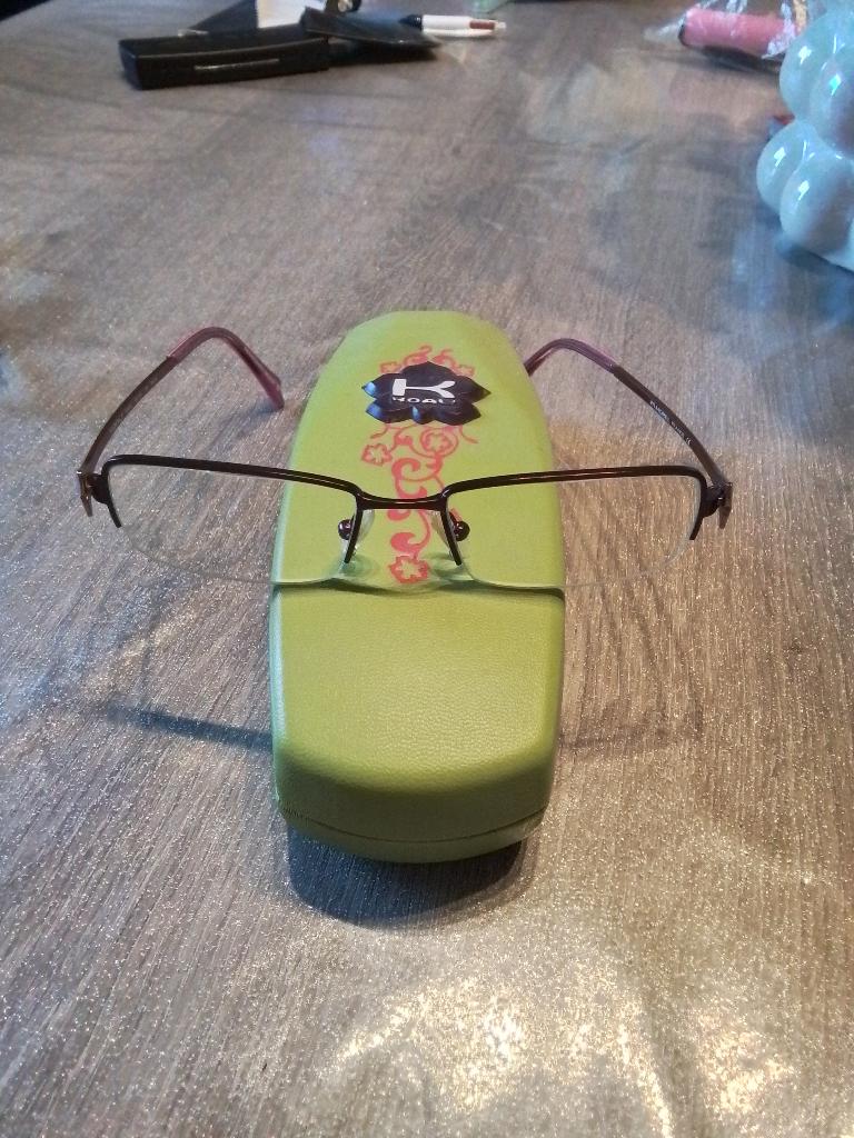 Lunettes de vues, Overige merken, Ophalen of Verzenden, Zo goed als nieuw, Roze