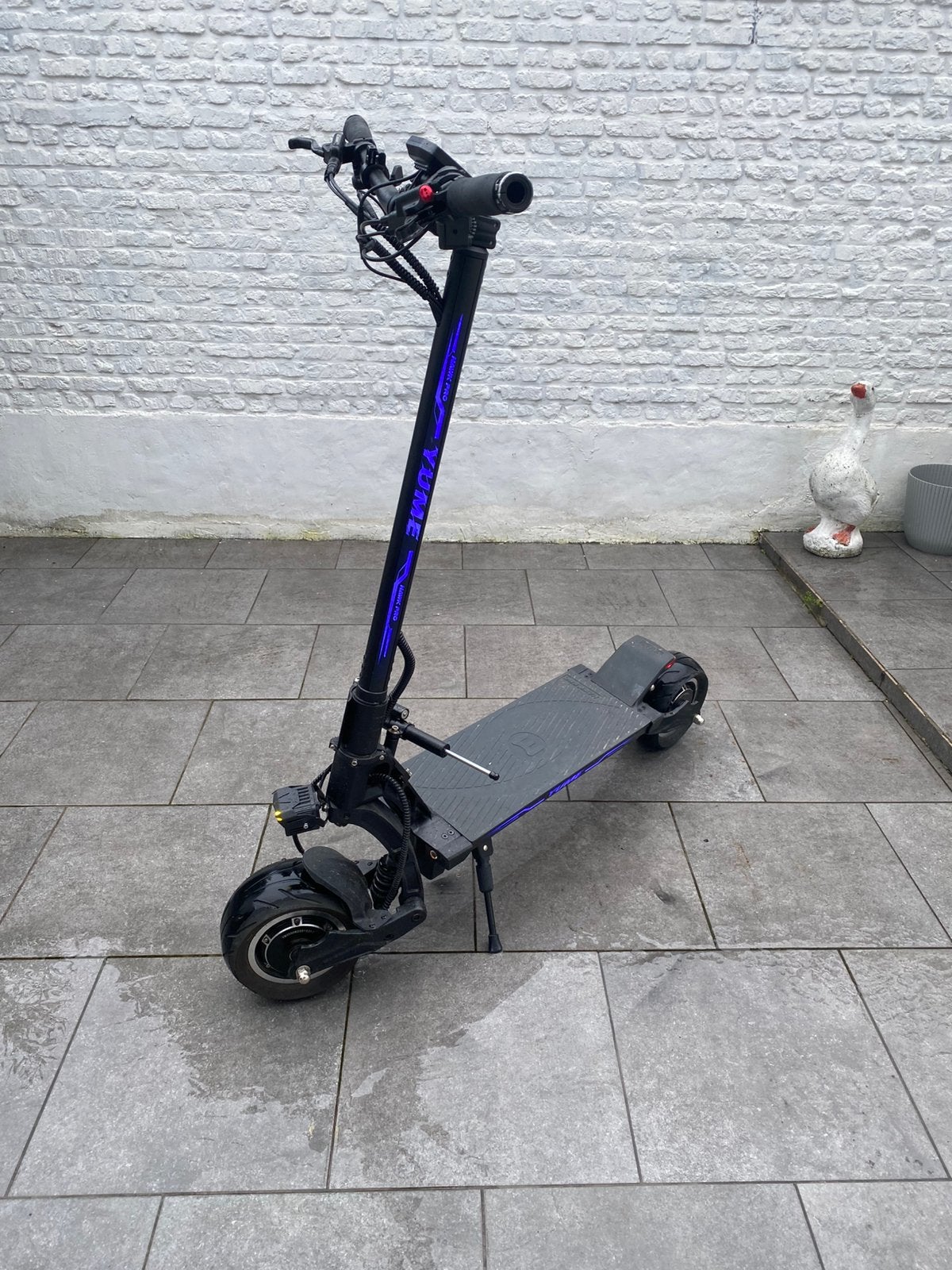 Yume hawk pro dualmotor 6000WATT, Enlèvement, Comme neuf, Step électrique (E-scooter)