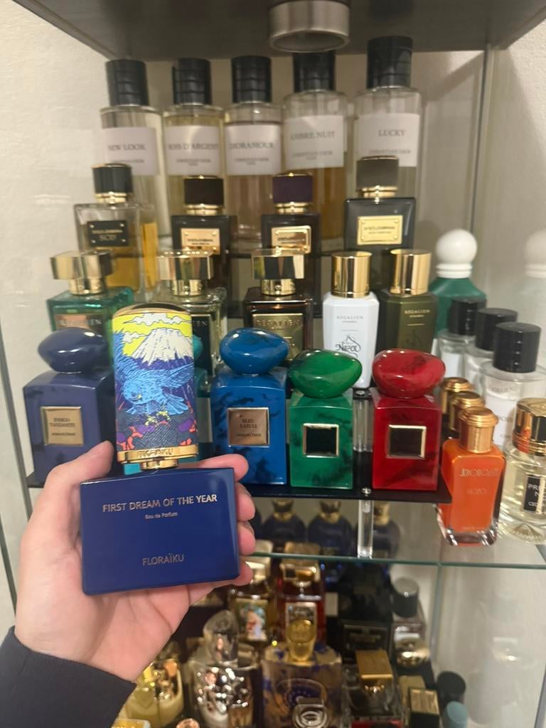 Floraïku - First Dream Of The Year, Handtassen en Accessoires, Uiterlijk | Parfum, Ophalen of Verzenden, Zo goed als nieuw