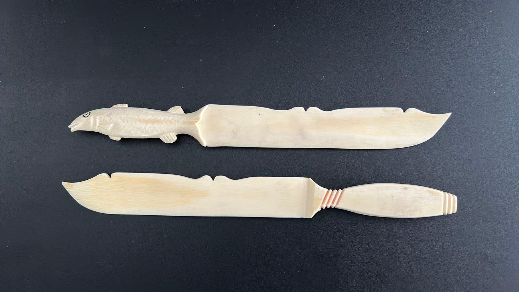 2 antieke ivoren messen - briefopeners - Congo - ca. 1965, Ophalen of Verzenden