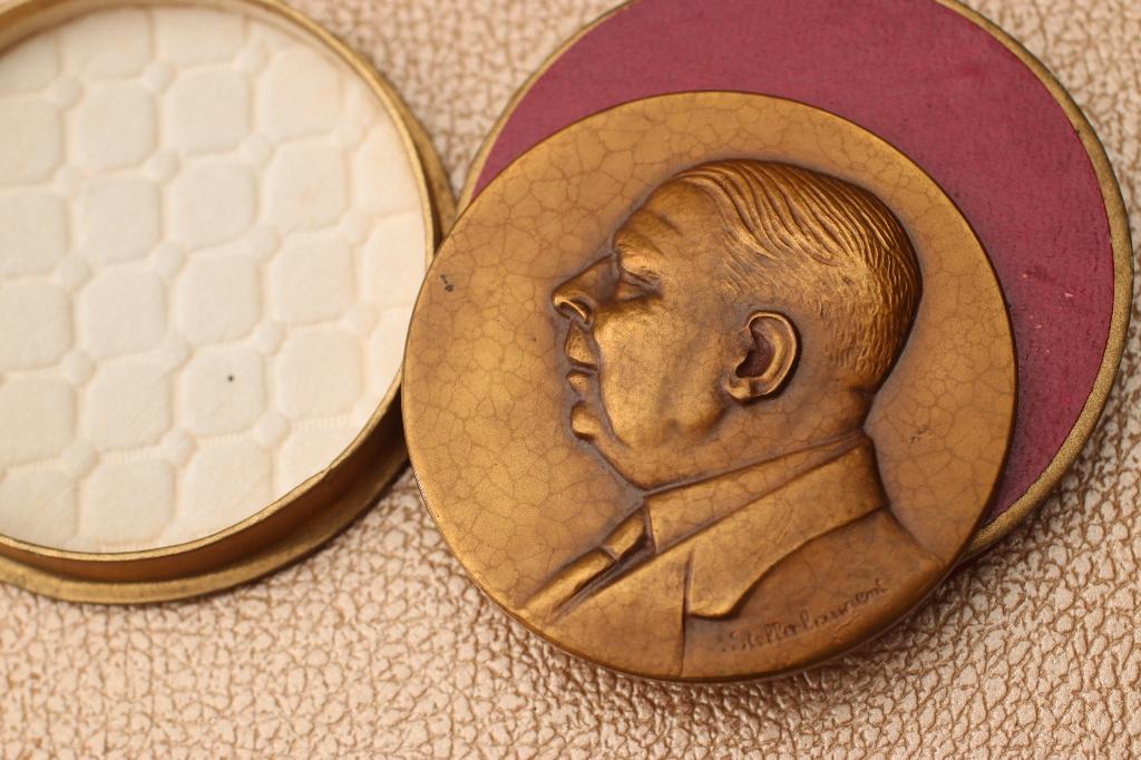 médaille bronze ministre Lefebvre Lamain Tournai Fonson 1954, Enlèvement ou Envoi, Bronze
