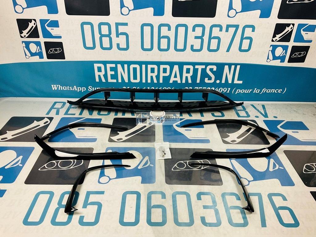 Voorbumper spoiler Mercedes A W176 A45 AMG FACELIFT 2016-201, Gebruikt, -, Voor, -