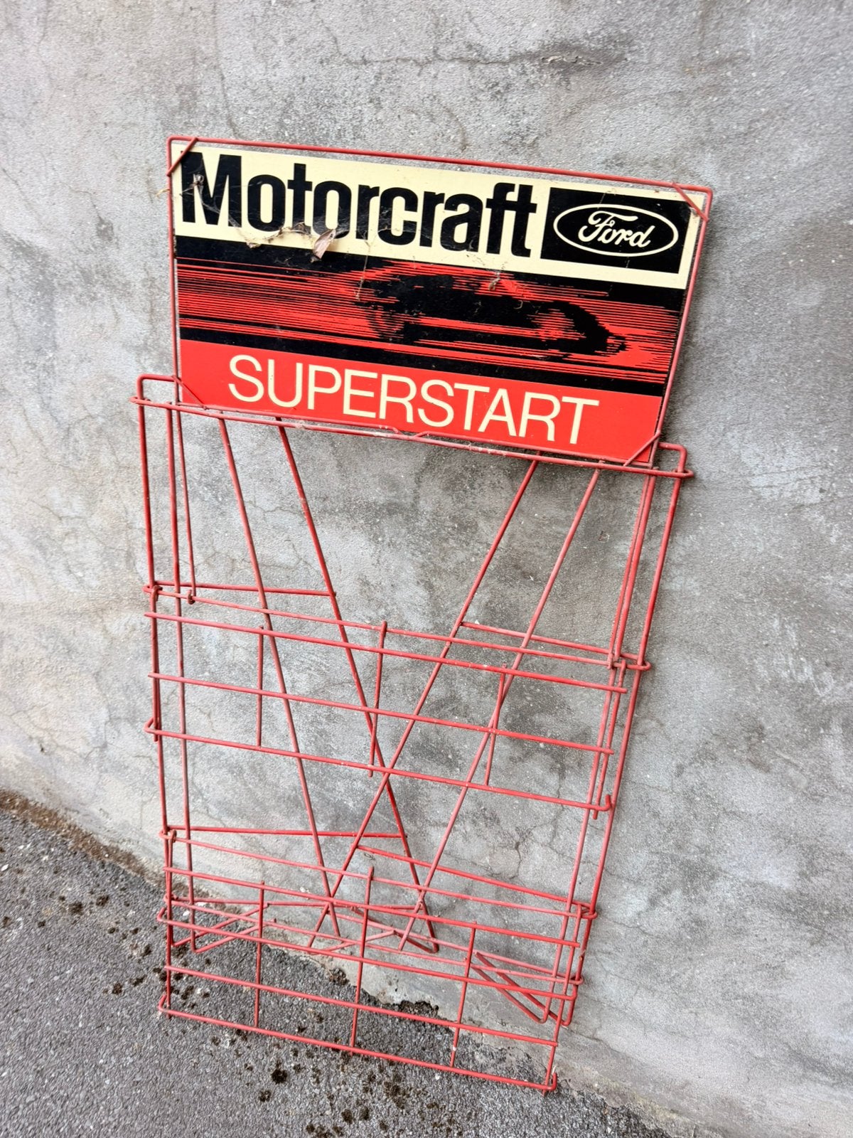 Ford retro vintage rekje stapel garage, Verzamelen, Ophalen of Verzenden, Zo goed als nieuw, Gebruiksvoorwerp