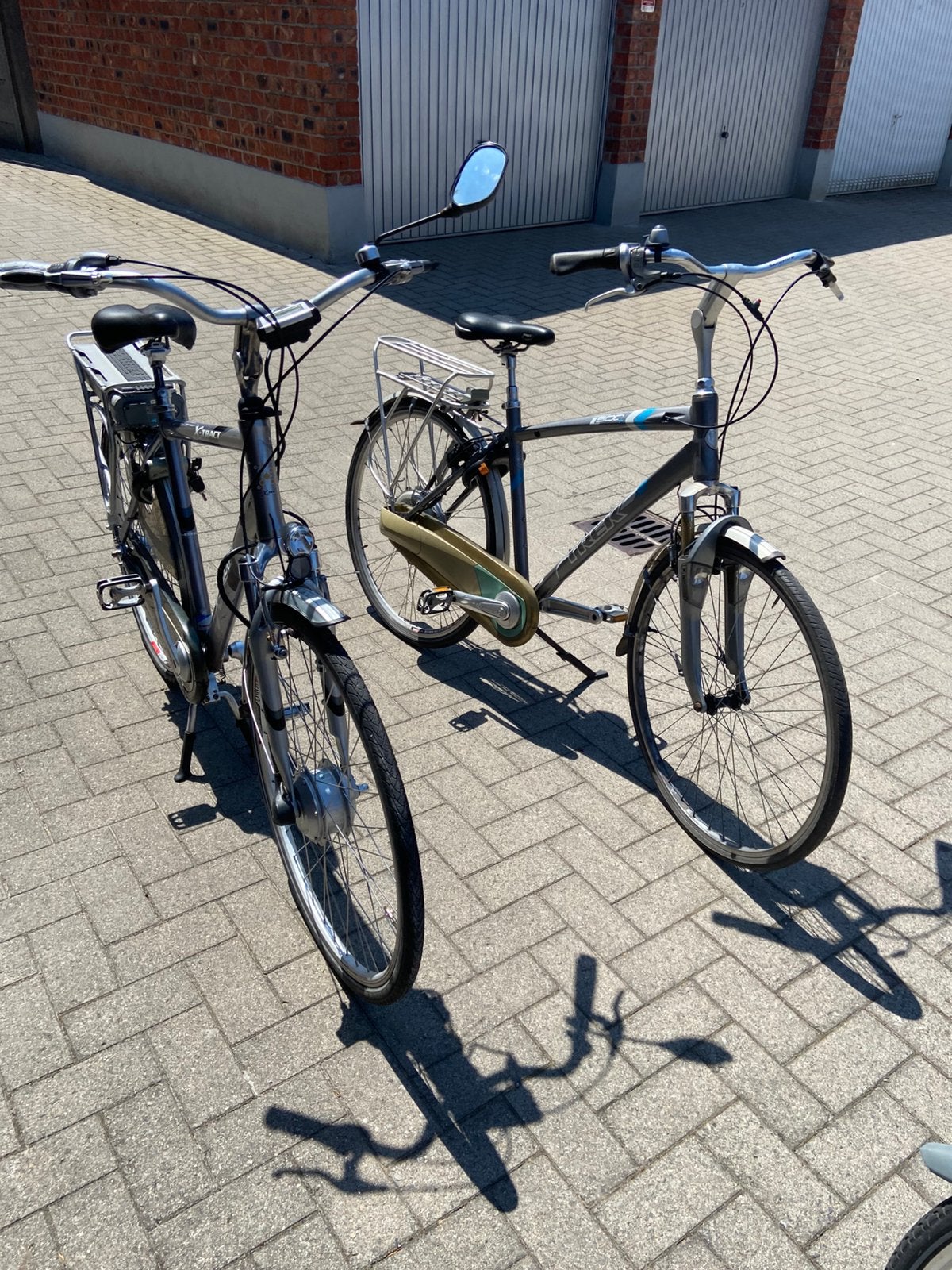 Elektrische fiets en gewoon fiets, Fietsen en Brommers, Ophalen of Verzenden, Zo goed als nieuw