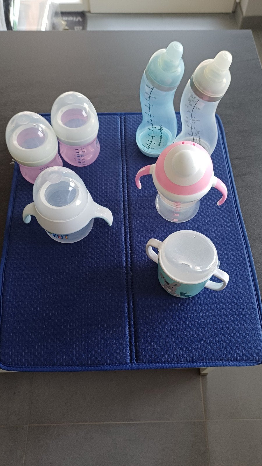 assortiment drinkflessen, Ophalen
