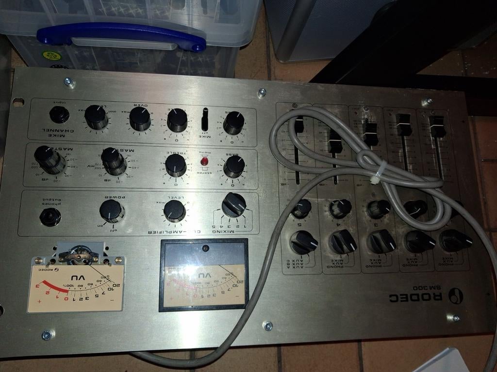 RODEC SM 300  defeckt., Ophalen, Gebruikt, 10 tot 20 kanalen, Microfooningang
