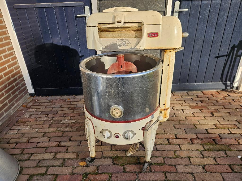 Antiek organellen Miele wasmachine, Type 155, Enlèvement