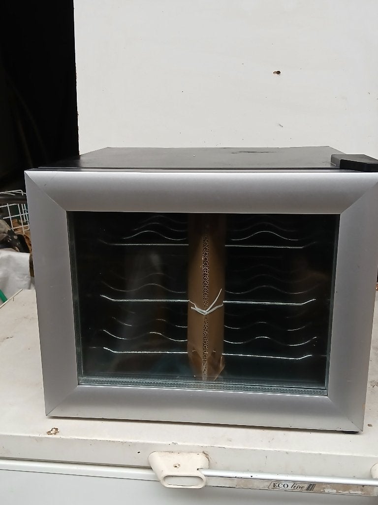 wijnkoeler, Elektronische apparatuur, Ophalen, Zonder vriesvak, Minder dan 85 cm, Nieuw