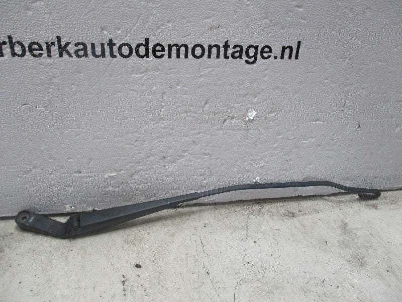 BRAS ESSUIE-GLACE AVANT DROIT Vento (1H2) (1h1-955410b), Volkswagen, Volkswagen AG, Utilisé, Kundenbetreuung@volkswagen.de