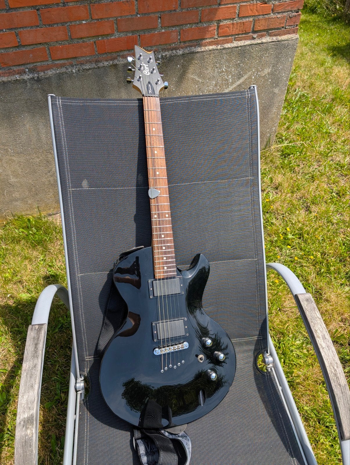 Cort Zenox Z42 - elektrische gitaar - unieke single-cut body, Muziek en Instrumenten, Snaarinstrumenten | Gitaren | Elektrisch