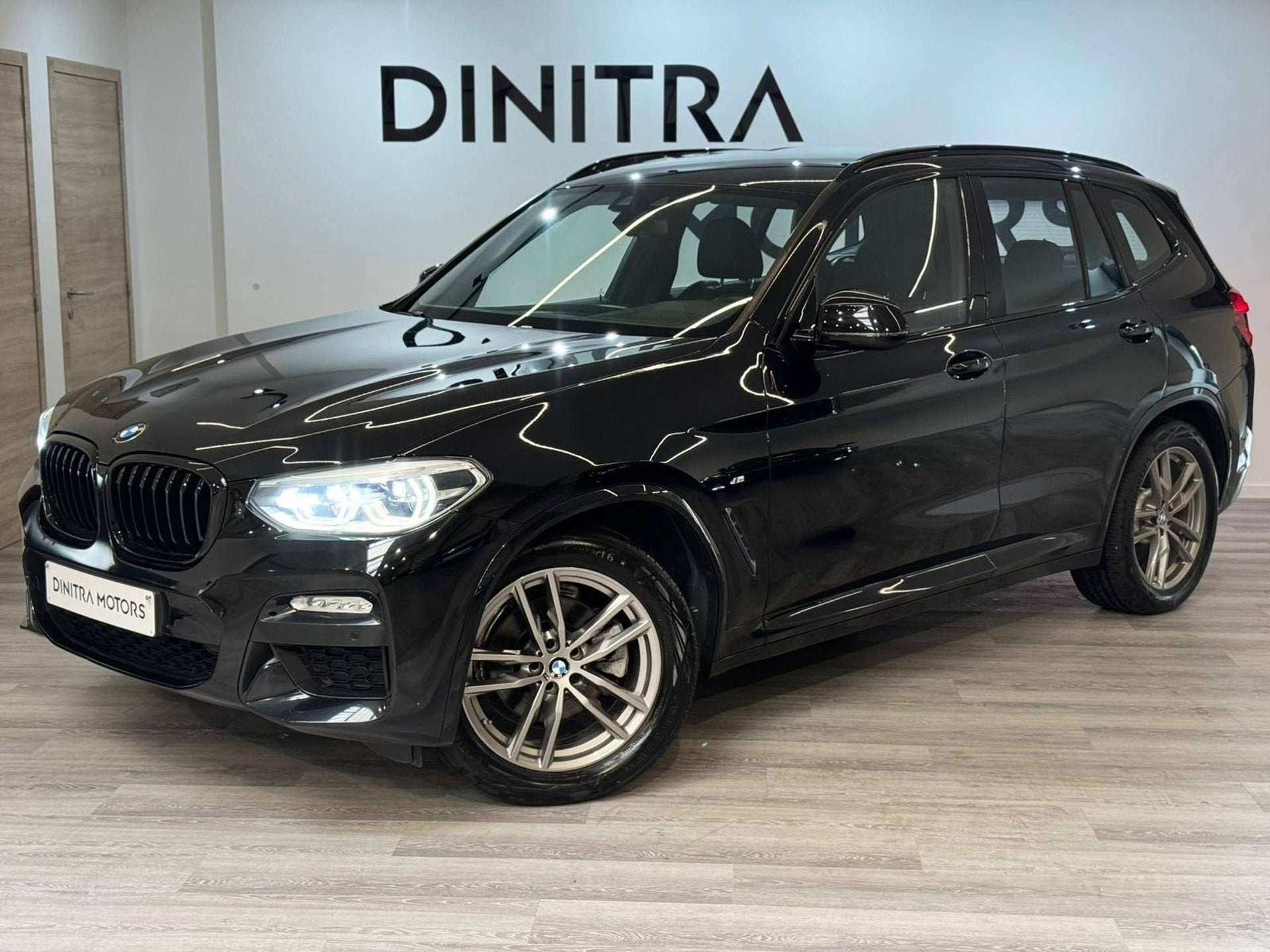 BMW X3 xDrive20i M Sport – HUD / Trekhaak / Adaptive LED /, Auto's, Automaat, Gebruikt, 4 cilinders, USB