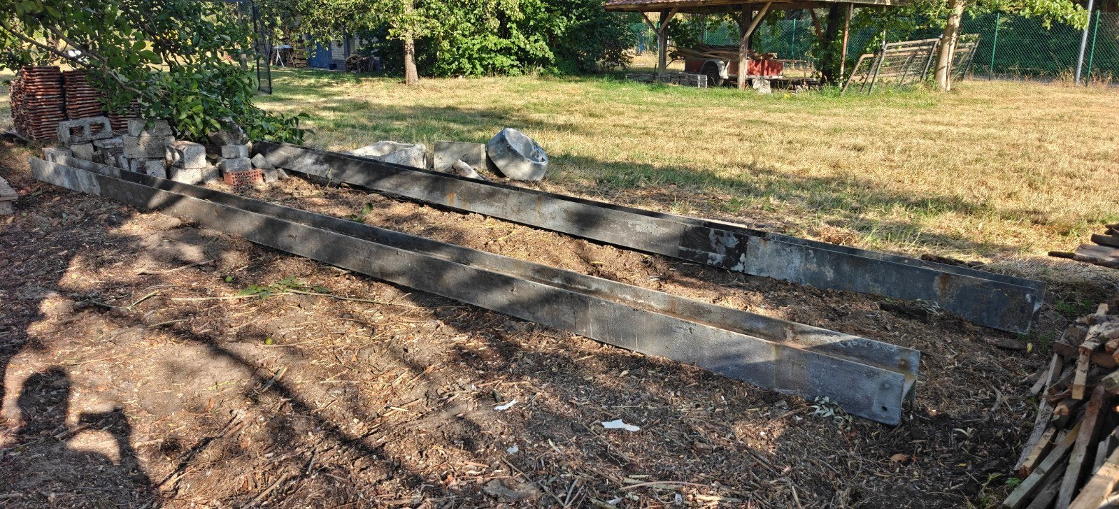2 lange metalen poutrellen in H-vorm (7,4 m !), Ophalen, Zo goed als nieuw, Overige metalen