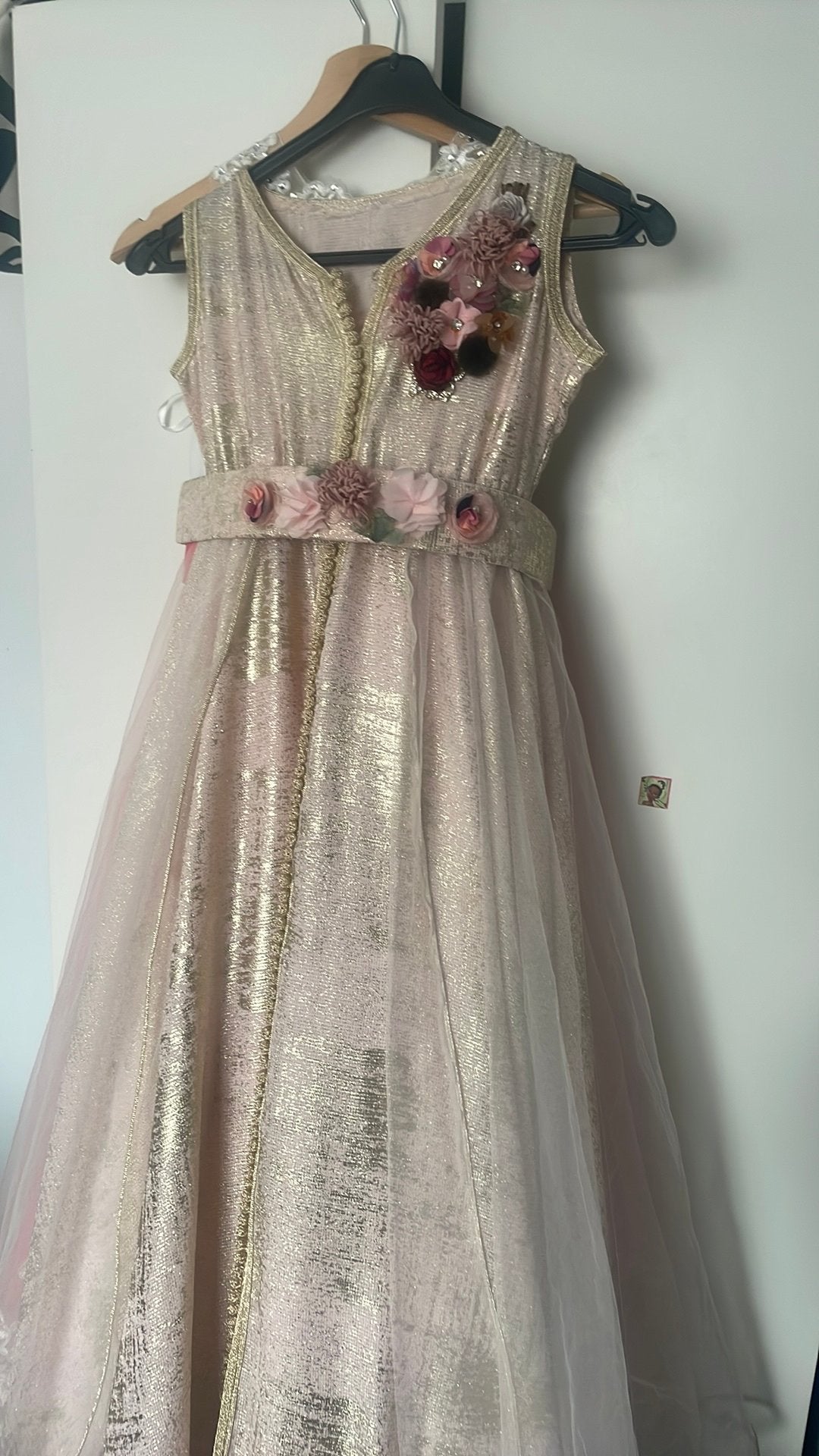 Robe, Enlèvement, Comme neuf