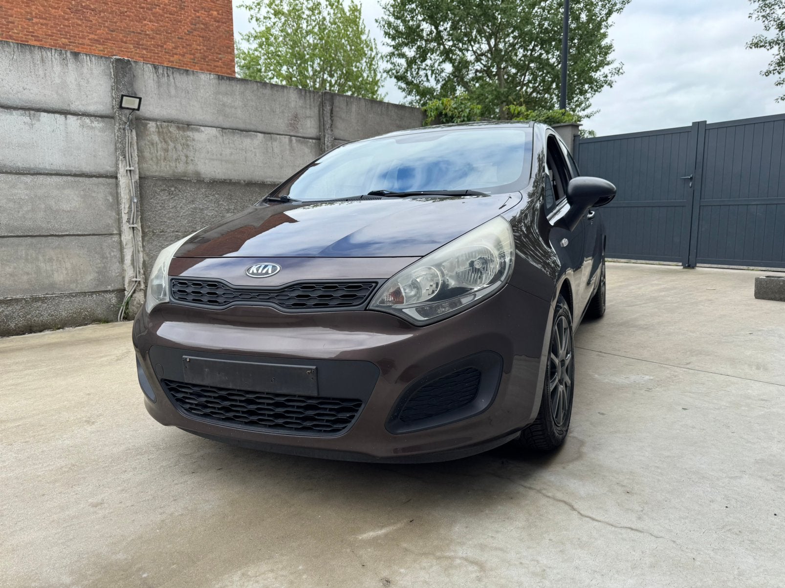 Kia Rio 1.2 Benzine - 2013 - 132.000 km -EXPORT, Auto's, Euro 5, 63 kW, 4 cilinders, Elektrische ramen