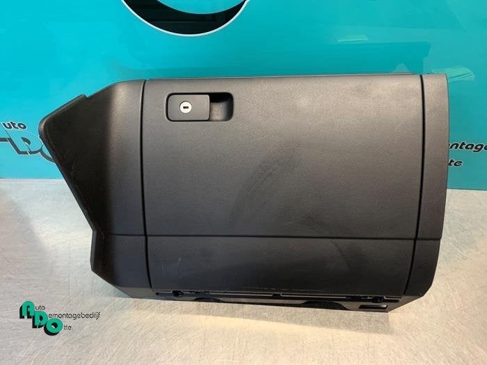 Boîte à gants d'un Volkswagen Golf (Golf 12-), Volkswagen, -, 3 mois de garantie, Utilisé