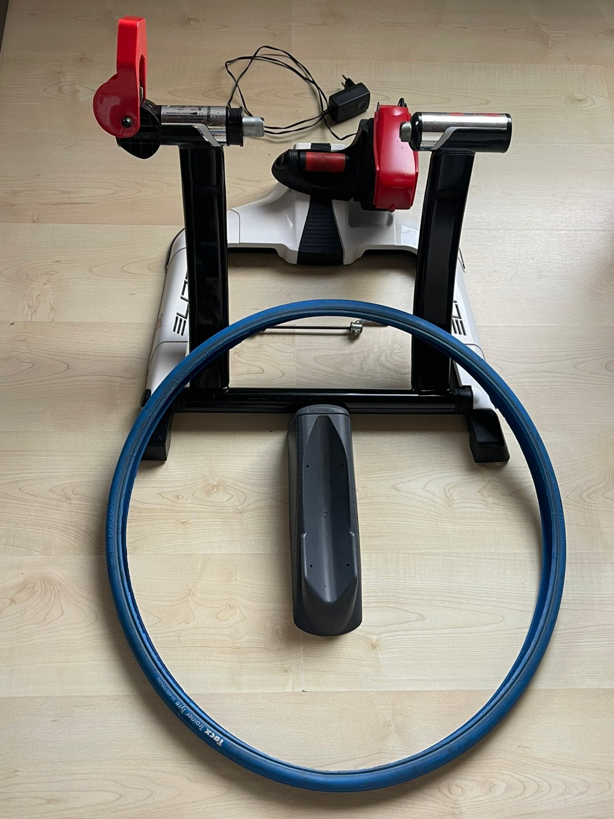 Elite Qubo Digital Smart B+ Smart Trainer, Sport en Fitness, Wielrennen, Ophalen, Gebruikt