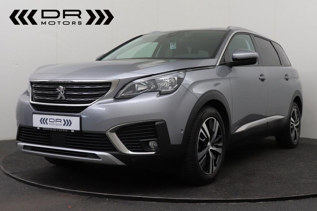 Peugeot 5008 DODE HOEK - PANODAK - CAMERA - APPLE CARPLAY, 0 kg, USB, 4 cilinders, 0 kg