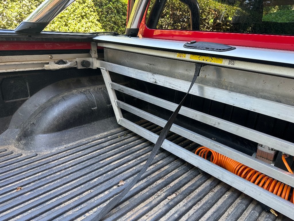 Scheidingswand voor laadbak Nissan Navara, Ophalen, Nieuw, Nissan