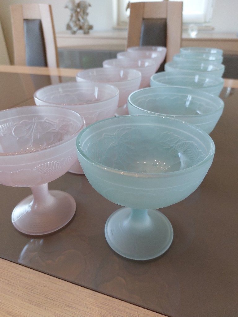 Service neuf 12 coupes à glace en opaline, Maison & Meubles, Enlèvement, Neuf, Service complet