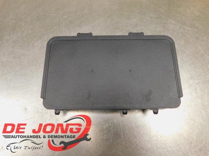 Chargeur sans fil d'un Cupra Born, -, 3 mois de garantie, Utilisé, -