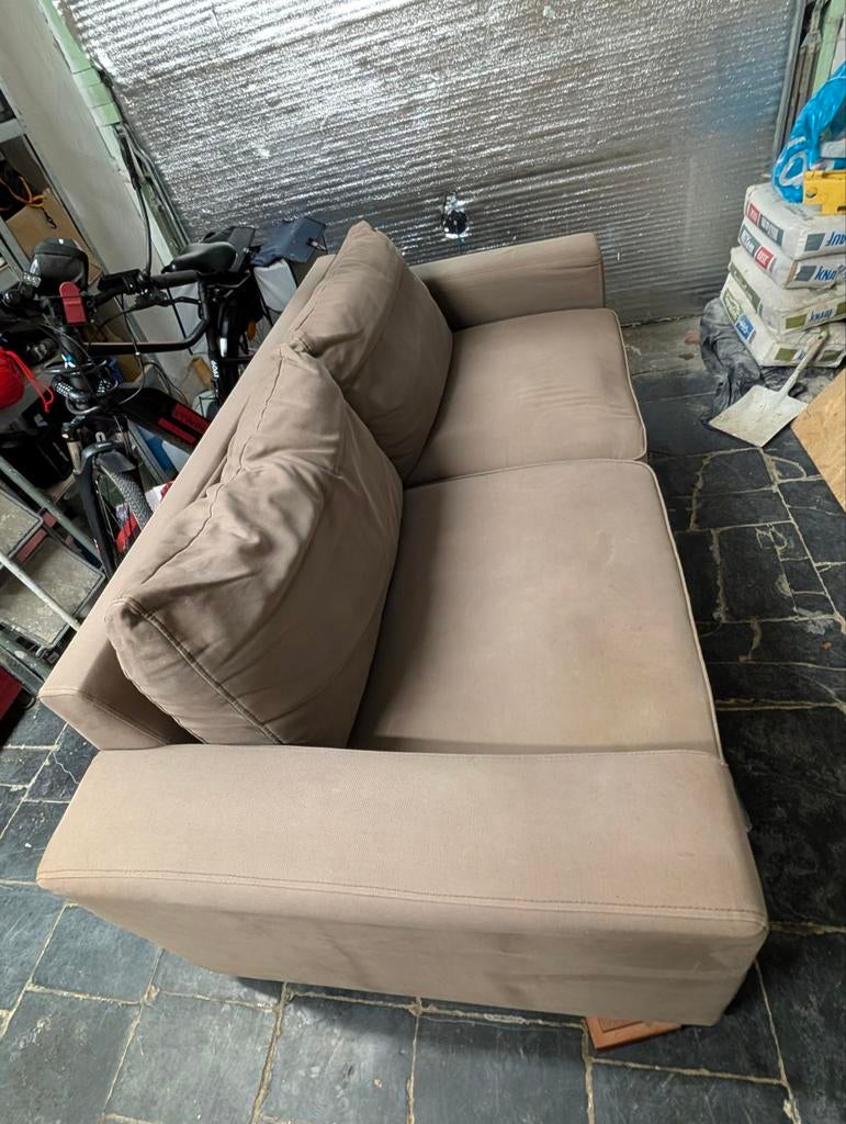 Canapé 3 places très confortable (tissu taupe
Livraison poss, Caravanes & Camping