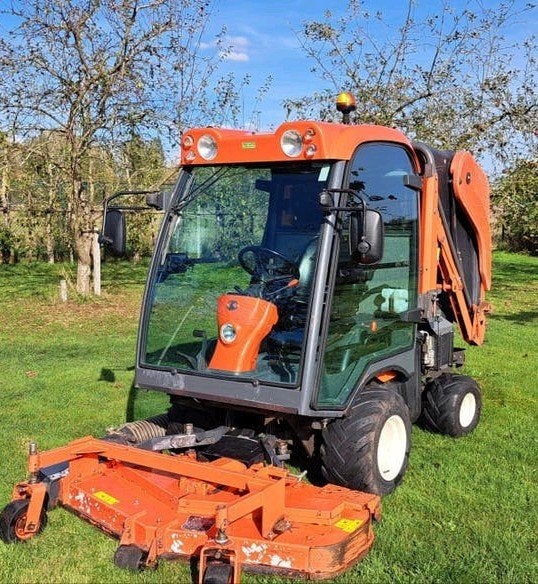 Faucheuse frontale Kubota 4x4, Jardin & Terrasse, Démarrage électrique, Enlèvement, Kubota, 120 cm ou plus
