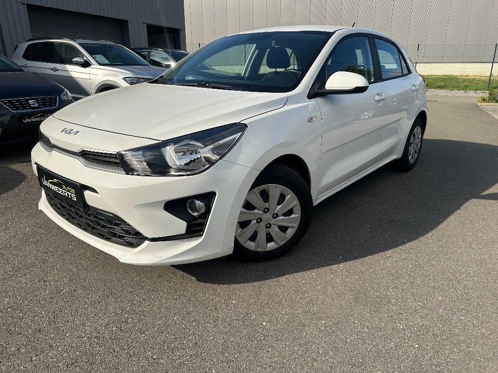 Kia Rio, 1.2 benzine, 2023, Autos, Kia, Entreprise, Achat, Rio, ABS, Airbags, Air conditionné, Bluetooth, Ordinateur de bord, Verrouillage central