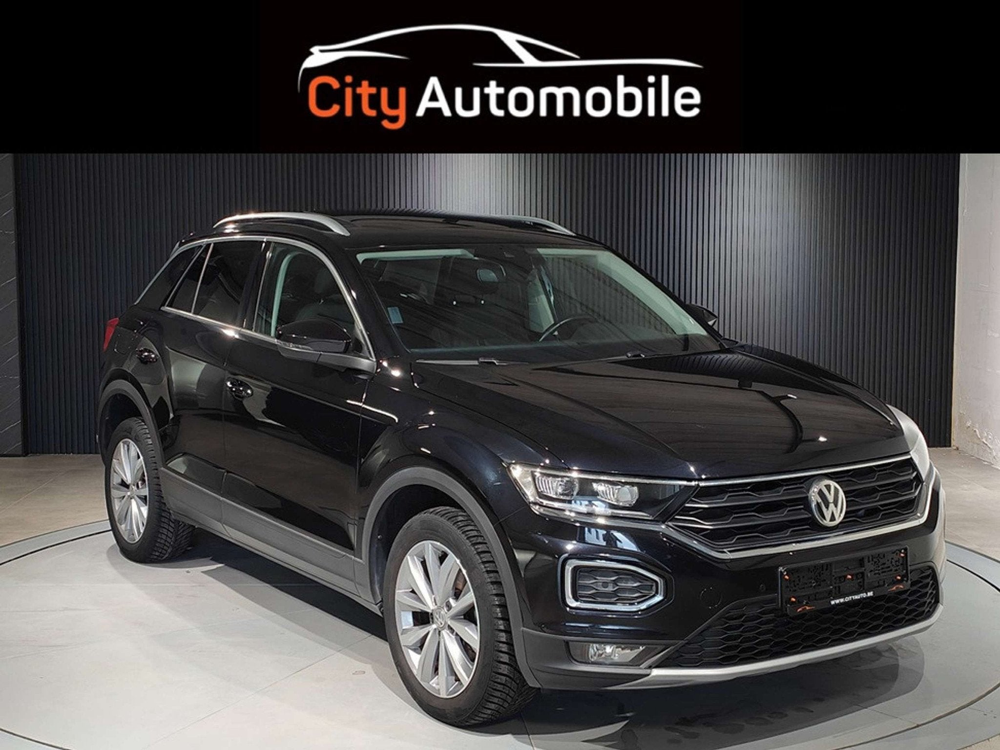 Volkswagen T-Roc 1.5 TFSI CARPLAY GPS TOIT OUVRANT BLUETOOTH, Autos, Achat, Boîte manuelle, Noir, 5 portes